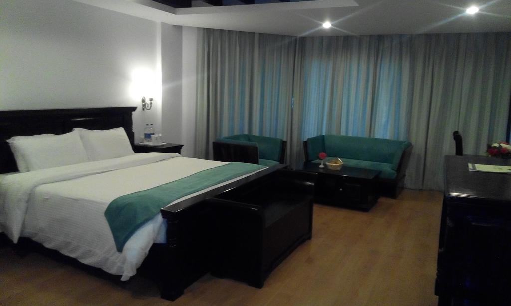 מנאלי Manuallaya The Resort & Spa מראה חיצוני תמונה