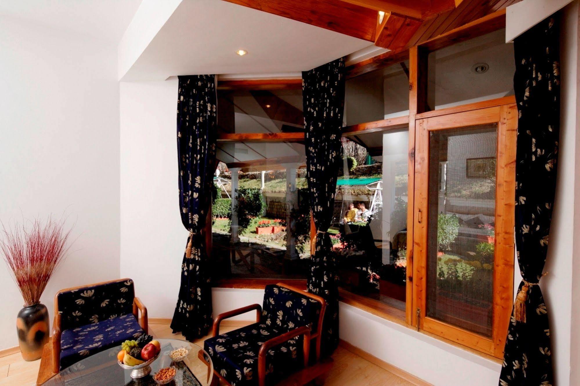מנאלי Manuallaya The Resort & Spa מראה חיצוני תמונה